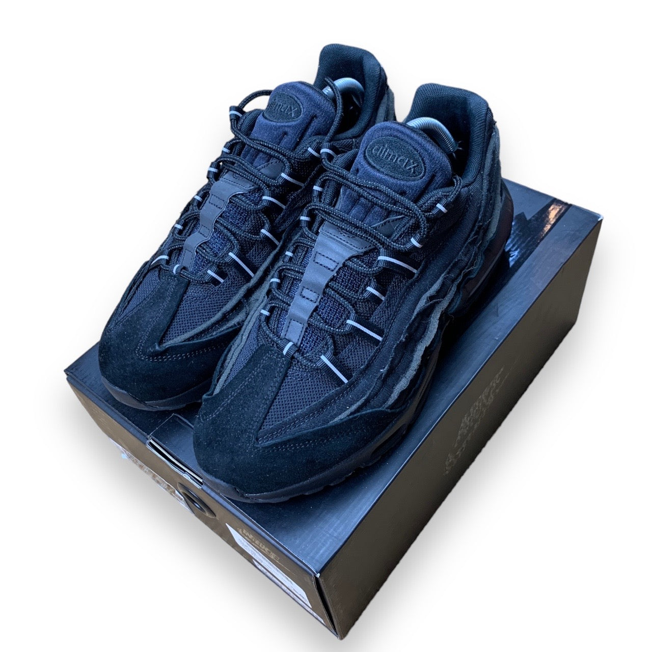Comme Des Garcons x Nike Air Max 95